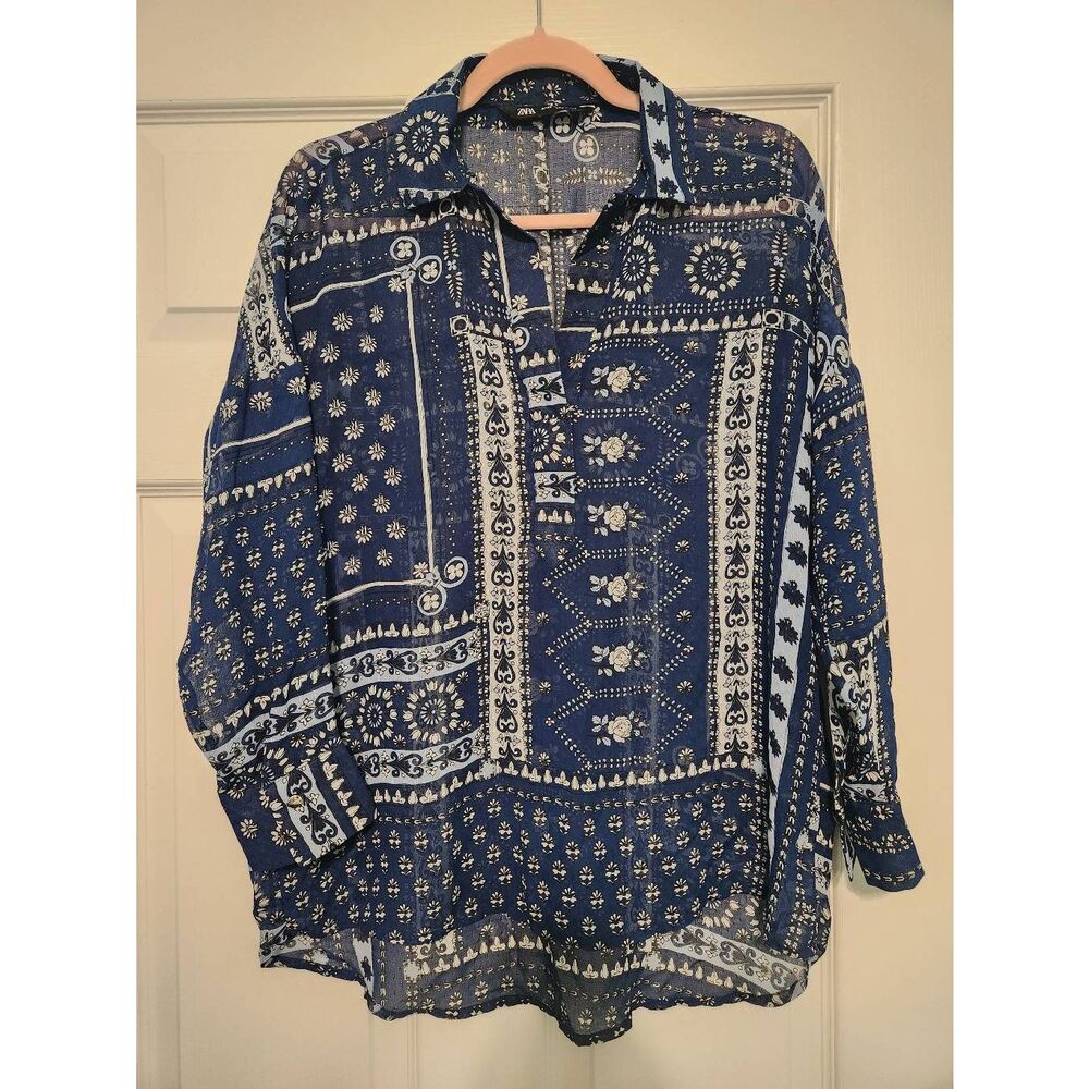 Zara blue and white bandana print button-down blouse XS Long Sleeve